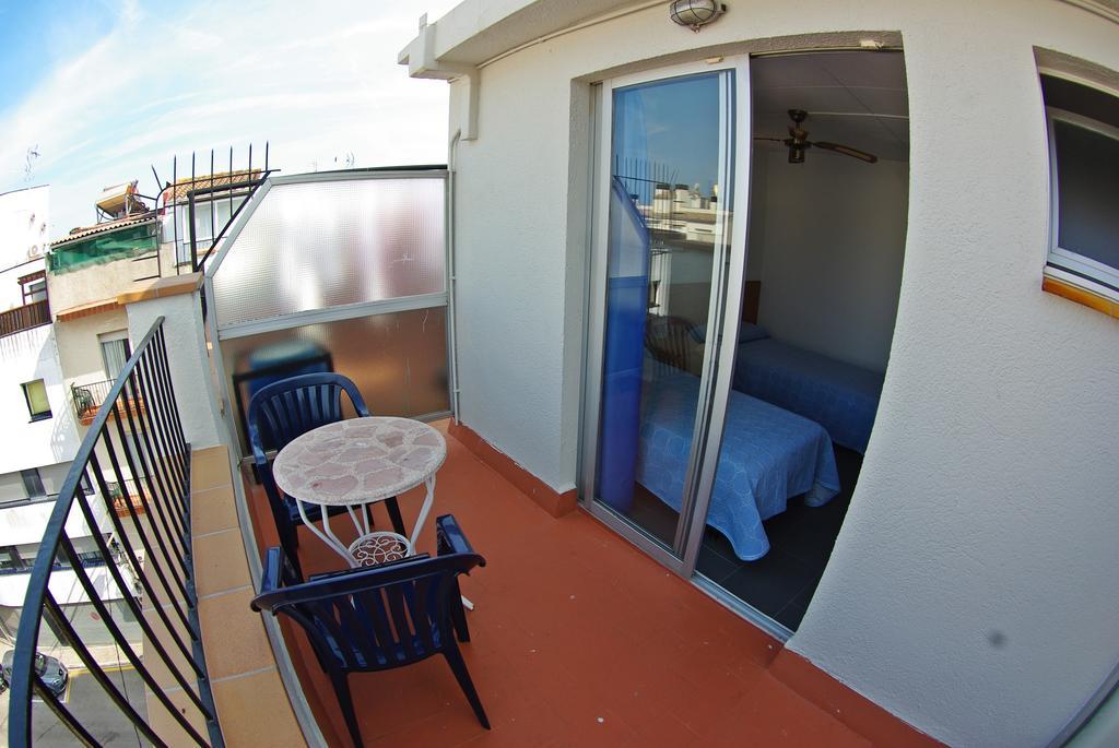 Hostal L'Alba Tossa de Mar Habitación foto